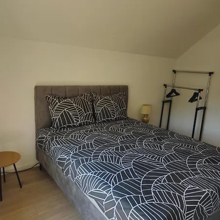 Summer House Apartment