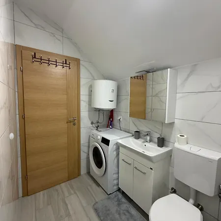 Summer House * Konjic