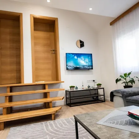 Summer House 公寓 *