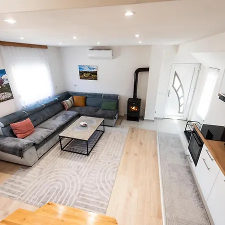 Summer House 公寓 *